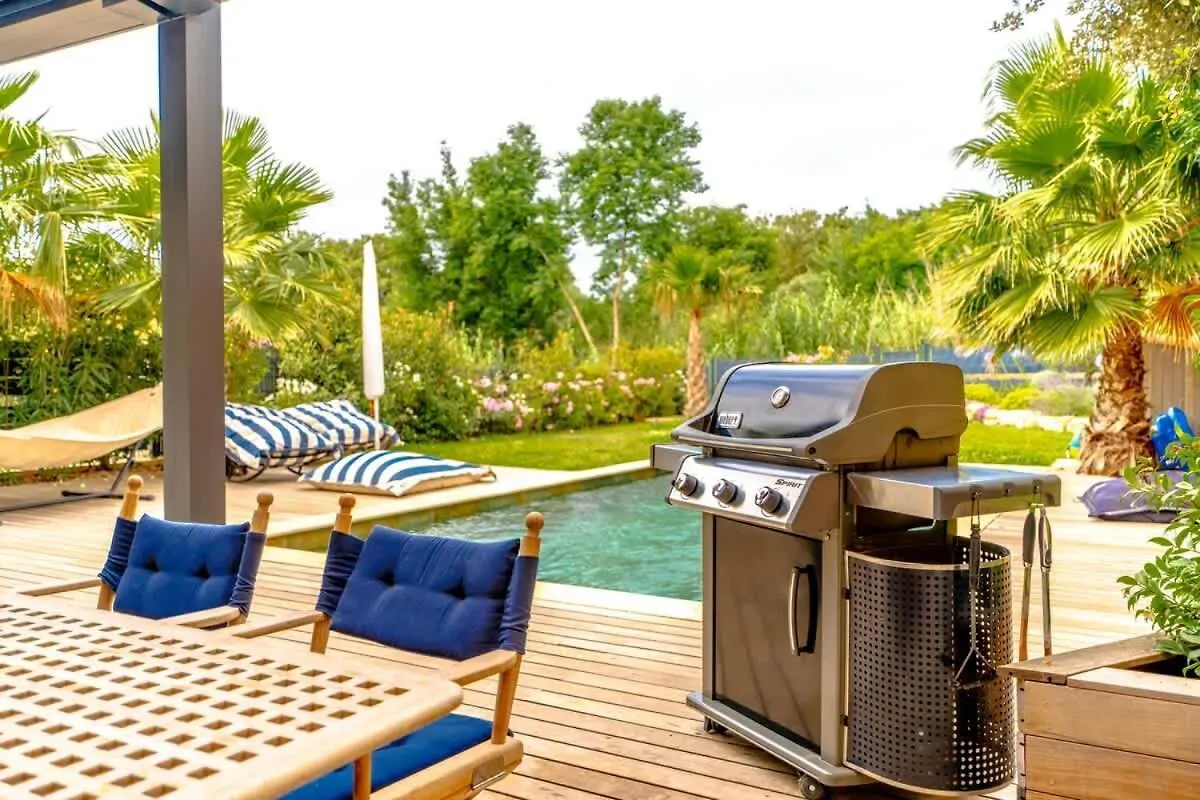 Modern Villa In Grimaud With Swimming-Pool فرنسا
