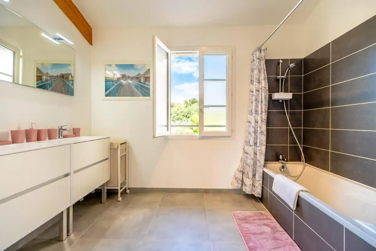 Modern Villa In Grimaud With Swimming-Pool