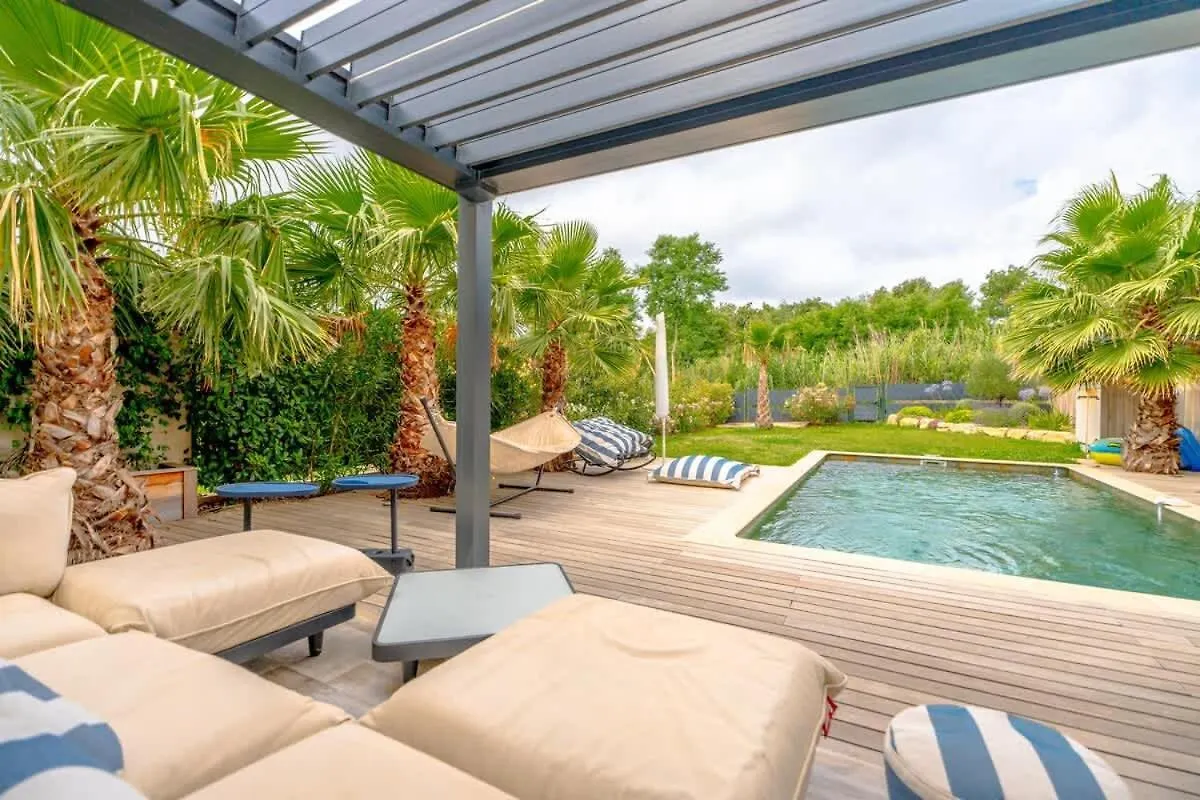 Modern Villa In Grimaud With Swimming-Pool